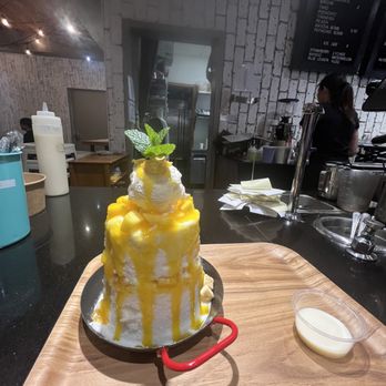 Sweet Moment - Mango and Cheesecake Bingsoo - Coffee & Tea Near Me - New York, New York Sweet Moment - Mango and Cheesecake Bingsoo - Coffee & Tea Near Me - New York, New York