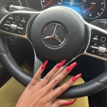 21 Nail Lounge - Arlington - Red Dip Powder - Nail Salons Near Me - Arlington, Virginia