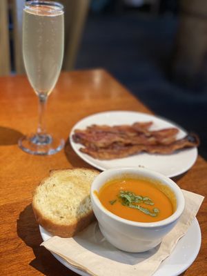 The Grove Restaurant & Bar by null