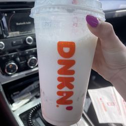 Dunkin' - Iced chai
