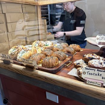 Poppy Bakery - Bakeries Near Me - Milwaukee, Wisconsin Poppy Bakery - Bakeries Near Me - Milwaukee, Wisconsin