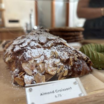 Maru Coffee - Coffee & Tea Near Me - Los Angeles, California