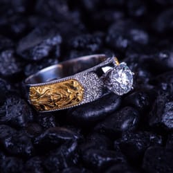 The final ring produced by Aziz at Maharaja. Amazing quality with a flawless diamond he selected.