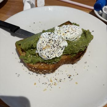 Broken Yolk Cafe - Avocado Toast - Breakfast & Brunch Near Me - Irvine, California Broken Yolk Cafe - Avocado Toast - Breakfast & Brunch Near Me - Irvine, California
