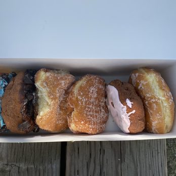 Lee's Donuts - Donuts Near Me - Vancouver, British Columbia Lee's Donuts - Donuts Near Me - Vancouver, British Columbia
