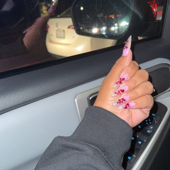 Metro Nails - Nail Salons Near Me - Santa Ana, California