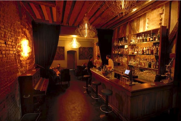 Experimental Cocktail Club by null