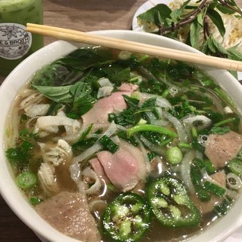 Bone & Broth - phở đặc biệt - Vietnamese Near Me - Ontario, California