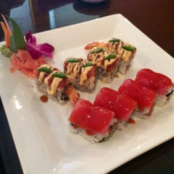 Thai Lotus Restaurant - Rock & Roll (far) and Rising Sun Roll - Thai Near Me - Tequesta, Florida
