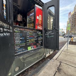 Alejandros Tacos
