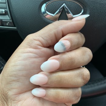 Lancaster Nail Bar - Ombré nails by NiNi - Nail Salons Near Me - Lancaster, Texas