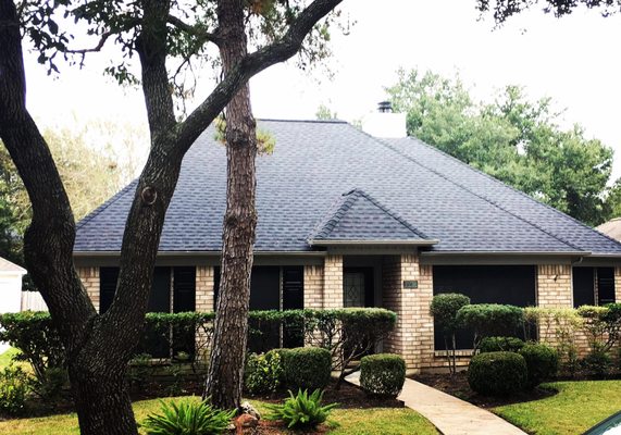 State Roofing Company Logo