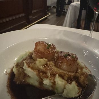 Amber Steakhouse - Sea Scallops - Steakhouses Near Me - Brooklyn, New York