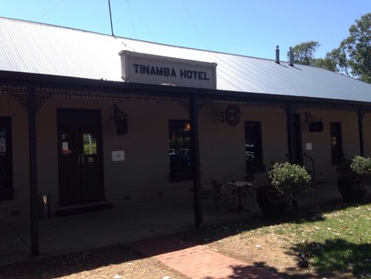 Tinamba Hotel by null