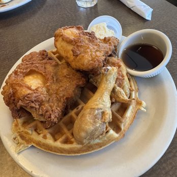 Bill's Cafe - Chicken and Waffles - Breakfast & Brunch Near Me - San Jose, California