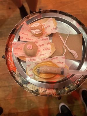 Kinky's Dessert Bar | Drinks, Birthdays, Bachelorettes by null