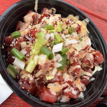 Deez Bowls - Ahi poke bowl - Food Trucks Near Me - Kahuku, Hawaii