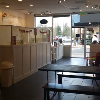 Over The Rainbow Tea Bar - Desserts Near Me - Renton, Washington