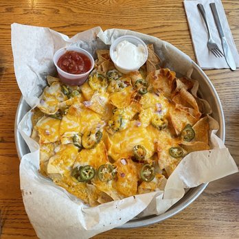 Waterworks Restaurant - Nachos - Pubs Near Me - Rockland, Maine