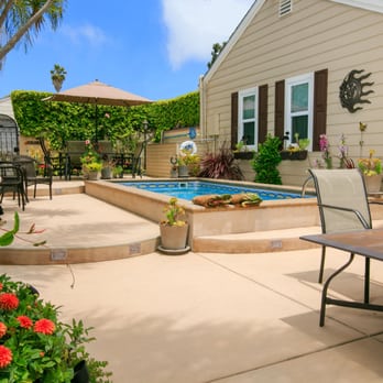 Beach Hut Bed and Breakfast - Beach Hut BB Patio and Garden Cottage - Bed & Breakfast Near Me - San Diego, California Beach Hut Bed and Breakfast - Beach Hut BB Patio and Garden Cottage - Bed & Breakfast Near Me - San Diego, California