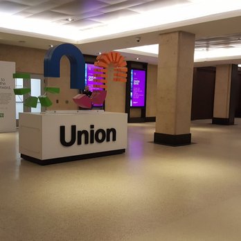 Union Station - At Union Station Toronto - Public Transportation Near Me - Toronto, Ontario Union Station - At Union Station Toronto - Public Transportation Near Me - Toronto, Ontario