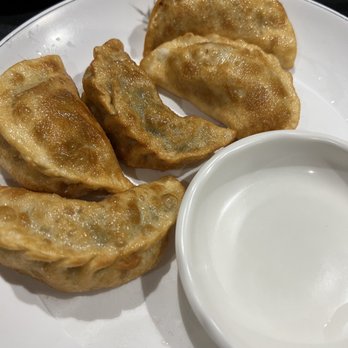 Sang-Hi - Fried dumplings - Asian Fusion Near Me - North Wales, Pennsylvania Sang-Hi - Fried dumplings - Asian Fusion Near Me - North Wales, Pennsylvania