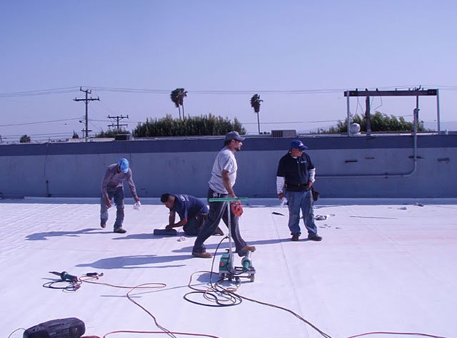 Slide of Midwest Roofing