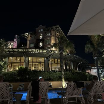 Grand Galvez - Pool area - Hotels Near Me - Galveston, Texas Grand Galvez - Pool area - Hotels Near Me - Galveston, Texas
