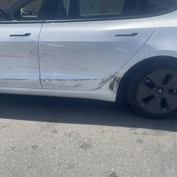 Fix Auto Montrose - Side panel damage on Tesla - Body Shops Near Me - Montrose, California
