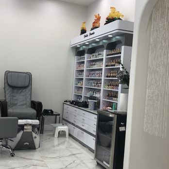 Fifth Avenue Nail and Spa - Nail Salons Near Me - Riverview, Florida