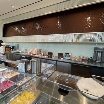 Venchi - Gelato Near Me - Santa Clara, California