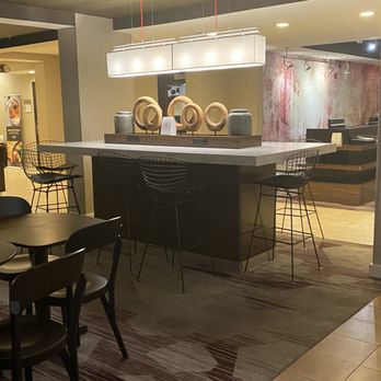 Courtyard by Marriott Dayton North - In the Bistro. - Hotels Near Me - Dayton, Ohio Courtyard by Marriott Dayton North - In the Bistro. - Hotels Near Me - Dayton, Ohio