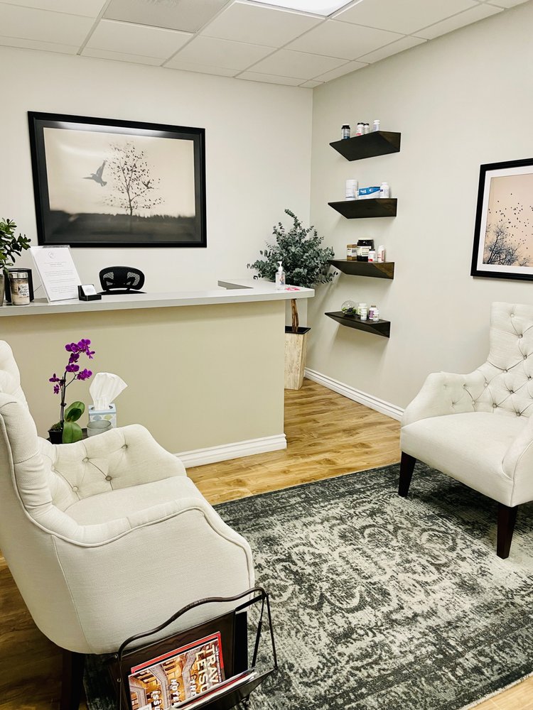 PURA ACUPUNCTURE & WELLNESS Updated April 2024 12304 Santa Monica