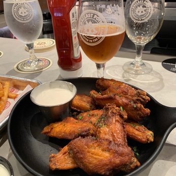 Ballast Point - BP wings extra crispy - Brewpubs Near Me - Anaheim, California Ballast Point - BP wings extra crispy - Brewpubs Near Me - Anaheim, California