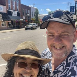 Us two loving Hastings Us two loving Hastings