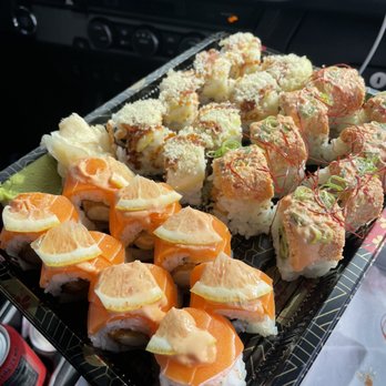 Gorilla Eats Sushi - Kona Roll Ritz Roll The Tiger Roll - Sushi Bars Near Me - San Diego, California Gorilla Eats Sushi - Kona Roll Ritz Roll The Tiger Roll - Sushi Bars Near Me - San Diego, California
