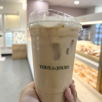 Tous les Jours - Iced hazelnut latte - Bakeries Near Me - Honolulu, Hawaii Tous les Jours - Iced hazelnut latte - Bakeries Near Me - Honolulu, Hawaii