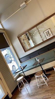 Emporium Pies by null