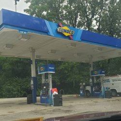 Mayberry's Sunoco - Pumps