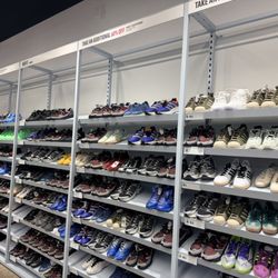 adidas Outlet Store Woodburn