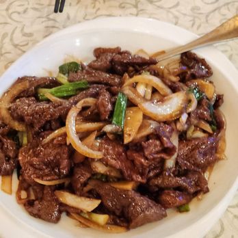 Yue Huang Restaurant - Garlic onion beef - Seafood Near Me - Sacramento, California Yue Huang Restaurant - Garlic onion beef - Seafood Near Me - Sacramento, California