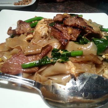 Suthathip Thai Restaurant - Pad see ew (with beef and chinese broccoli) - Thai Near Me - Anaheim, California Suthathip Thai Restaurant - Pad see ew (with beef and chinese broccoli) - Thai Near Me - Anaheim, California