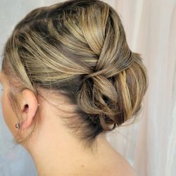 Beauty Spot Long Beach - Updo