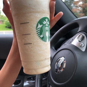 Starbucks - Coffee & Tea Near Me - Geneva, Illinois