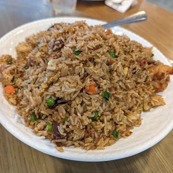 A & W Seafood Restaurant - Yummy Yang Chow Fried Rice 5/5 - Chinese Near Me - Reseda, California A & W Seafood Restaurant - Yummy Yang Chow Fried Rice 5/5 - Chinese Near Me - Reseda, California