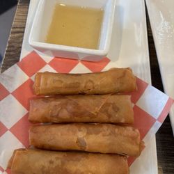 Mont Thai Cuisine - Egg rolls
