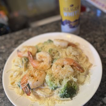 Brick & Stones - Pizza Near Me - Worcester, Massachusetts