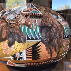 Ciolim Gallery - Painted pottery