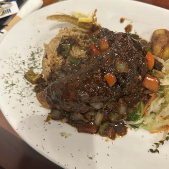 Island Spice Grille & Lounge - Caribbean Near Me - Edgewood, Maryland Island Spice Grille & Lounge - Caribbean Near Me - Edgewood, Maryland