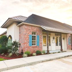 Hood Dental Care - Watson